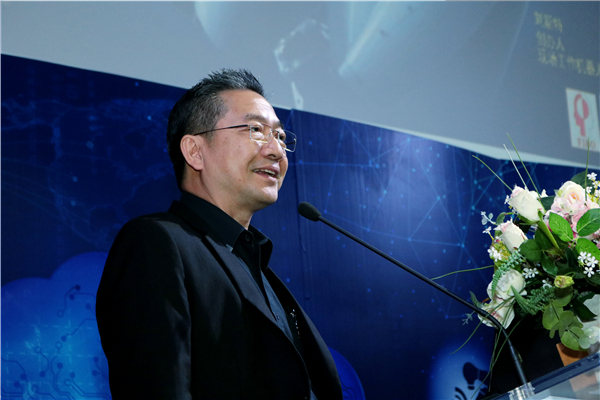 （圖）泰國東部經(jīng)濟走廊辦公室特別顧問、機器人專家Djitt博士發(fā)表精彩演講.jpg